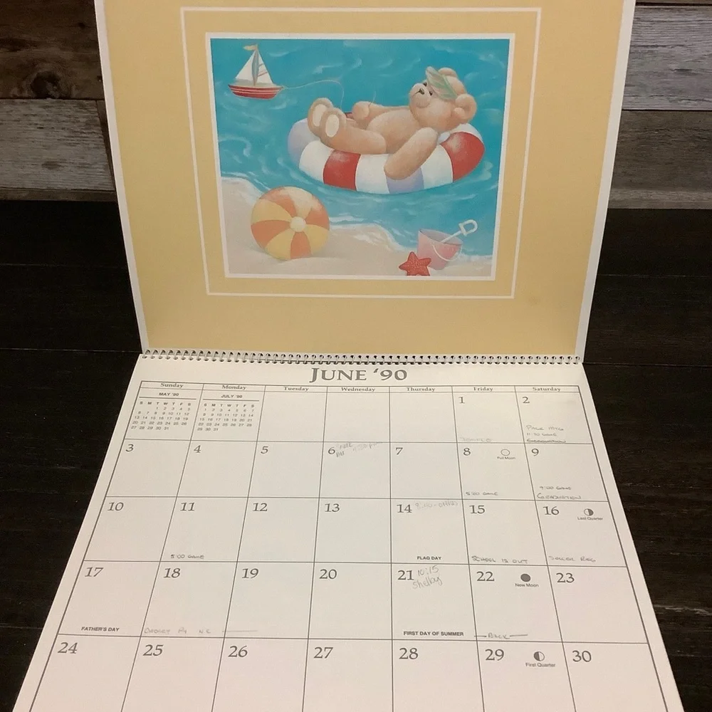 1990 Calendar Bears Cleo Used